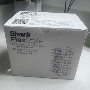 Shark FlexStyle Air Styling attachment.